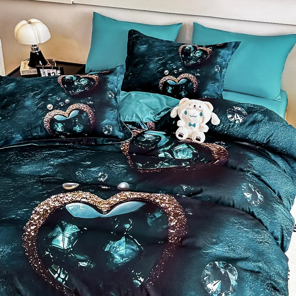 Lenjerie de pat din finet, cu inimioare aurii și pietre-LD41 [2]