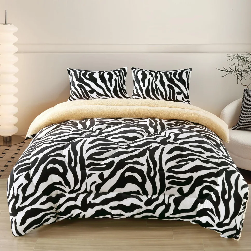 PERNE & PILOTE - Pilota groasa cocolino cu blanita, alb cu dungi negre-PCB111