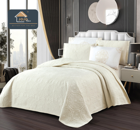 Cuverturi de Catifea - Set Cuvertura Catifea Eleganta 220x240cm + 4 Fete Perna crem cu model damasc texturat-LG3
