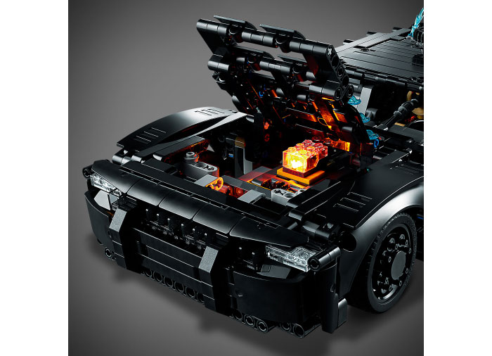 THE BATMAN - BATMOBIL - Ambalaj deteriorat [4]