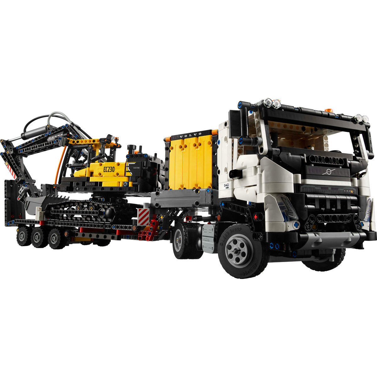 Camionul FMX si excavatorul electric EC230 de la Volvo - Ambalaj [6]