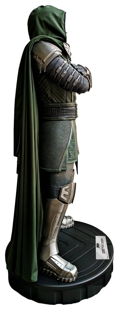Marvel Avengers: Doomsday Life-Size Statue Doctor Doom 198 cm [2]