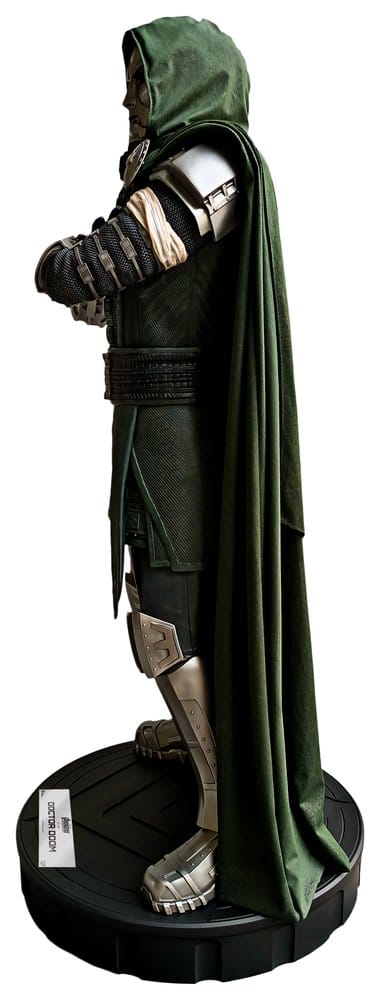 Marvel Avengers: Doomsday Life-Size Statue Doctor Doom 198 cm [4]