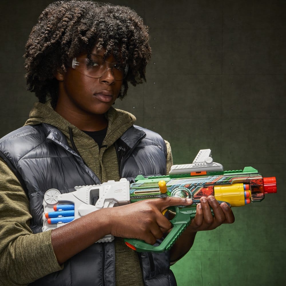 Avengers: Doomsday NERF Dart Blaster Doctor Doom [7]