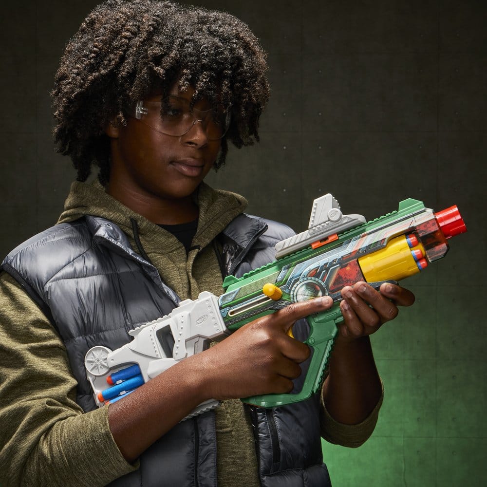 Avengers: Doomsday NERF Dart Blaster Doctor Doom [9]