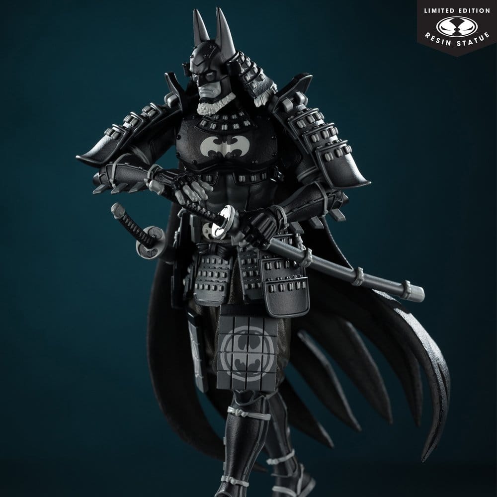 DC Direct Batman Black & White Statue 1/10 Batman Ninja 20 cm [5]