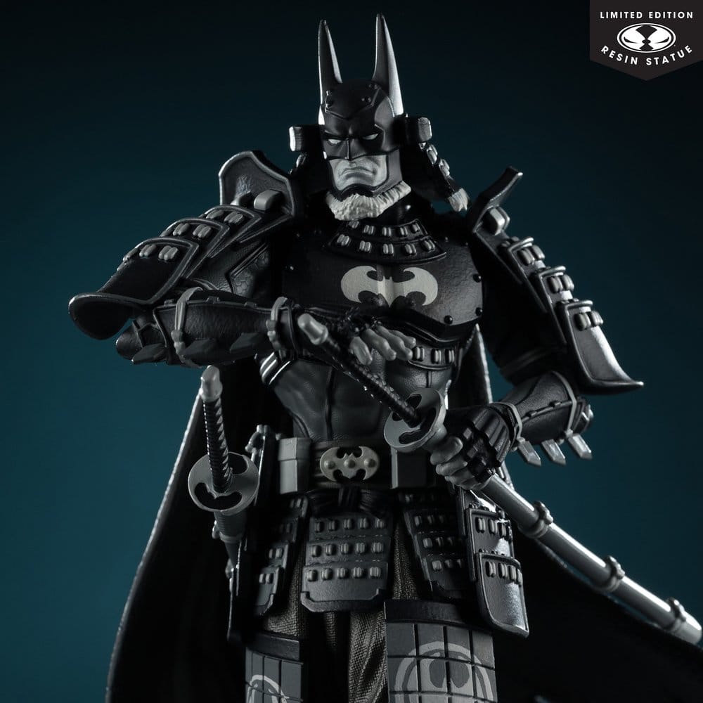 DC Direct Batman Black & White Statue 1/10 Batman Ninja 20 cm [7]