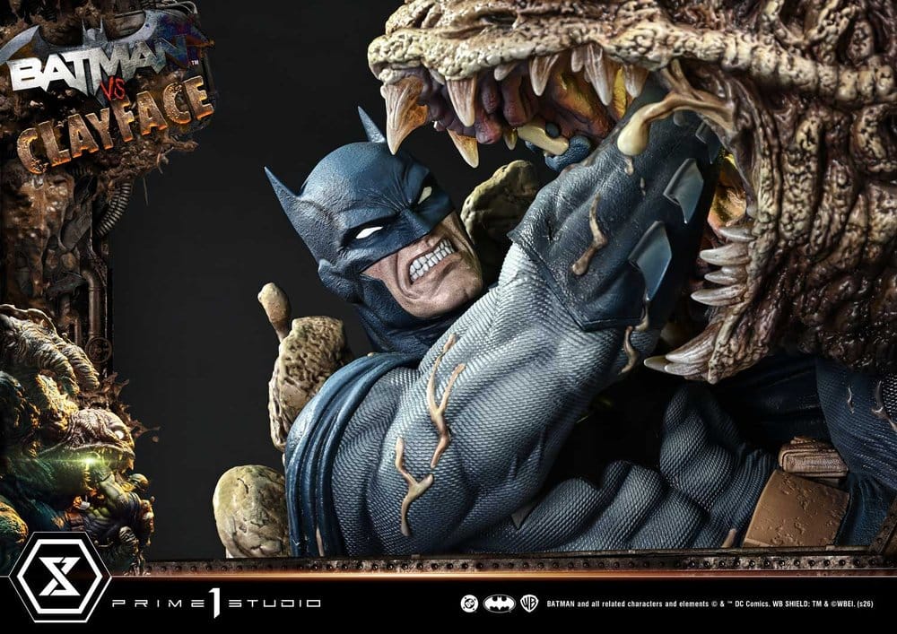 DC Comics Ultimate Premium Masterline Series Statue 1/4 Batman VS Clayface 83 cm [10]