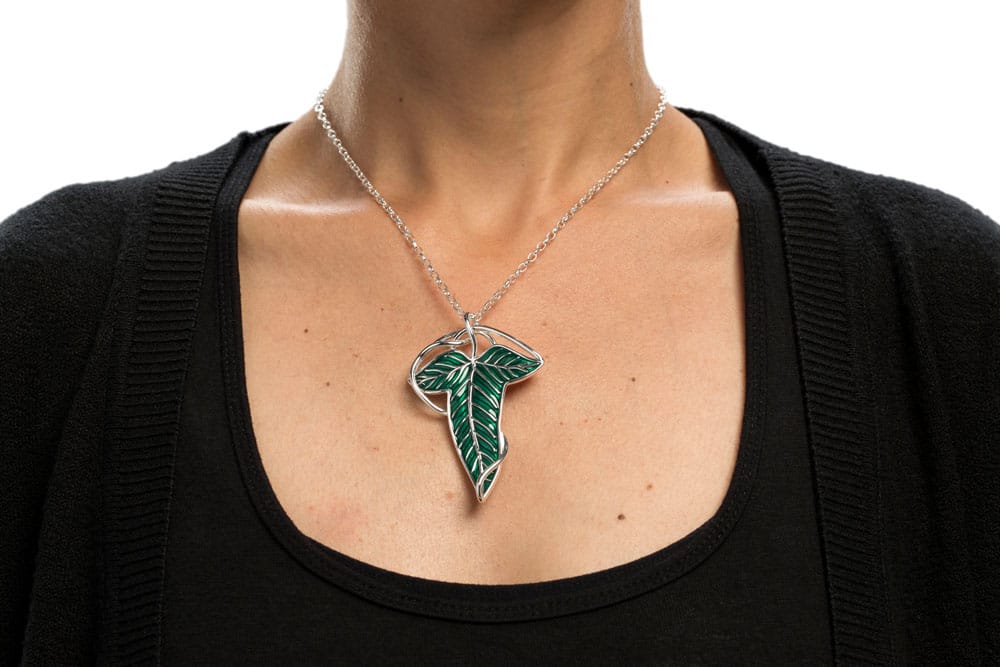 Lord of the Rings Replica 1/1 Elven Leaf Brooch & Chain (Sterling Silver) [2]