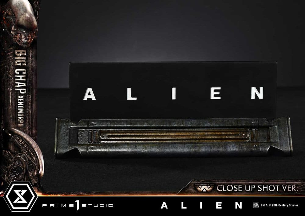 Alien (Film) Museum Masterline XL Statue 1/3 Big Chap Xenomorph Close Up Shot Ver. 100 cm [13]