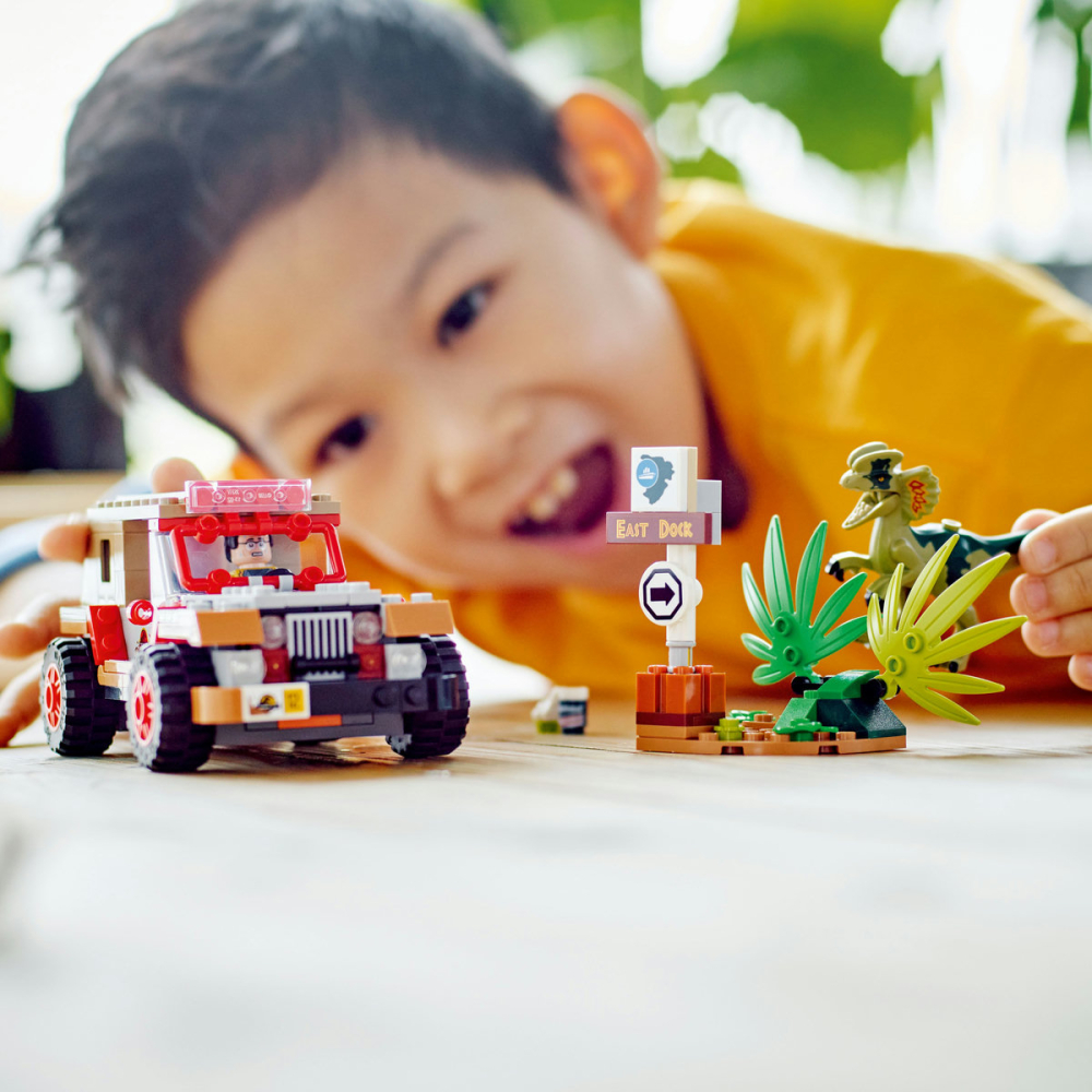 Ambuscada dinozaurului Dilophosaurus [5]