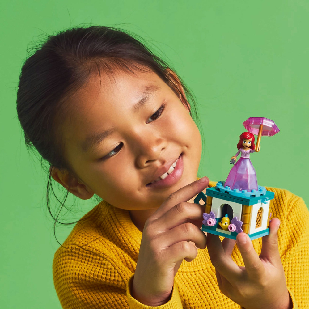 Ariel facând piruete [7]