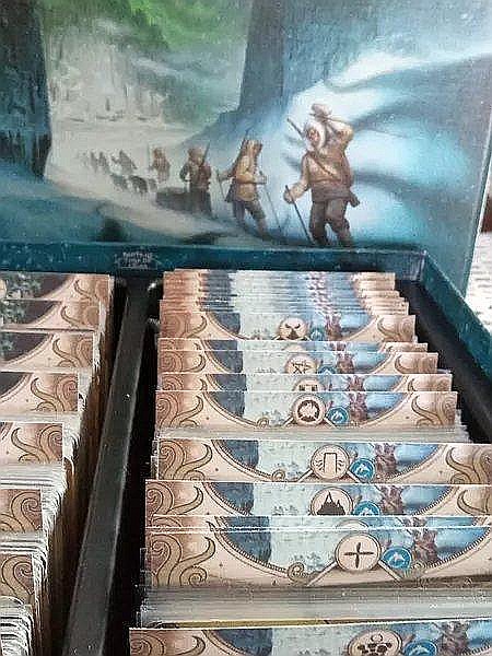 Arkham Horror: The Card Game – Edge of the Earth: Campaign Expansion [3]