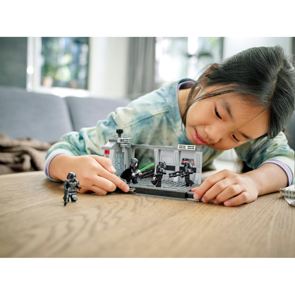 Atacul Dark Trooper [5]