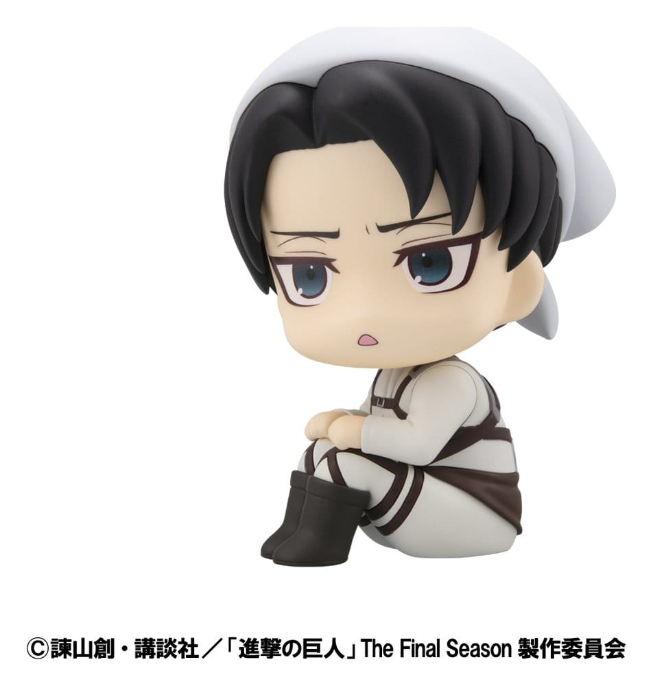 Attack on Titan Look Up PVC Statue Levi Cleaning up Ver. 11 cm [6]