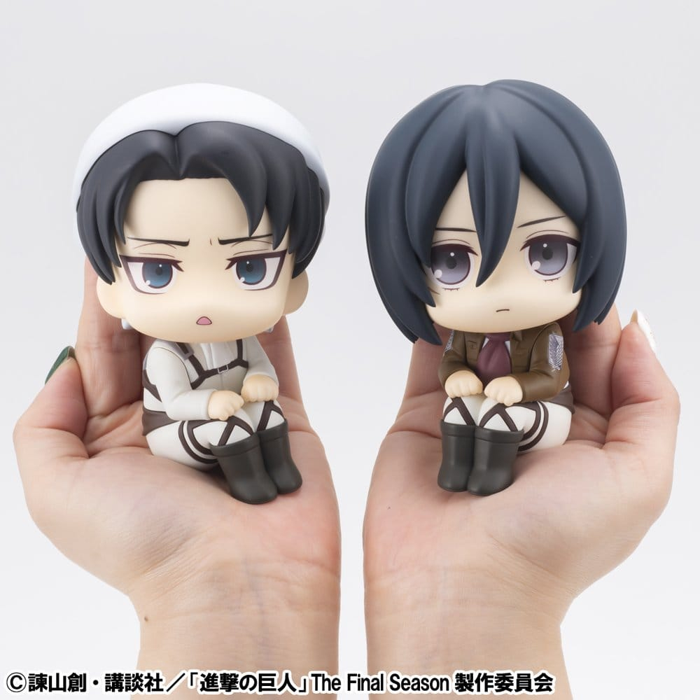 Attack on Titan Look Up PVC Statues Levi Cleaning up Ver. & Mikasa Ackerman (with gift) 11 cm [16]