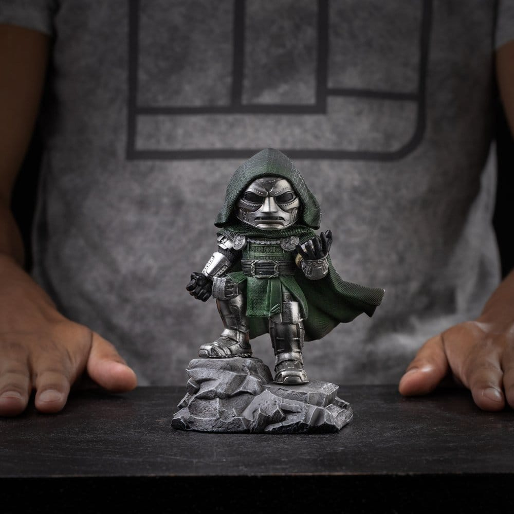 Avengers: Doomsday MiniCo Statue Doctor Doom 15 cm [9]