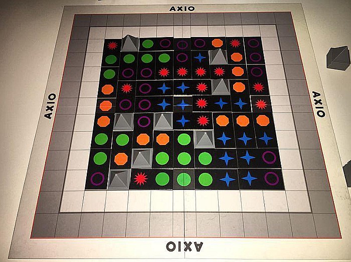 Axio [2]