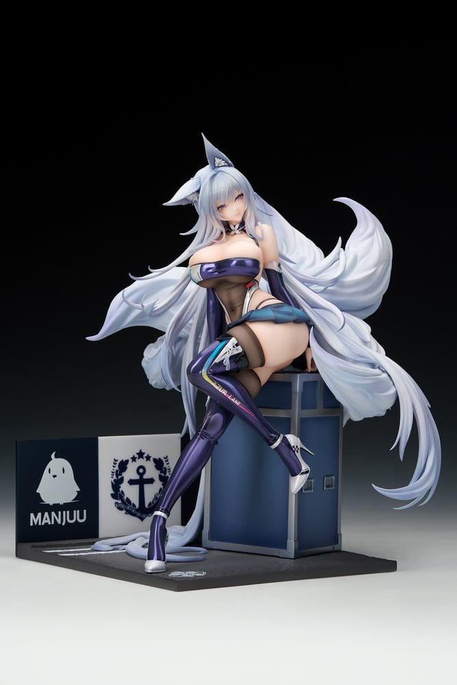Azur Lane PVC Figure 1/7 Shinano Moonlit Chrome Ver. 25 cm [15]