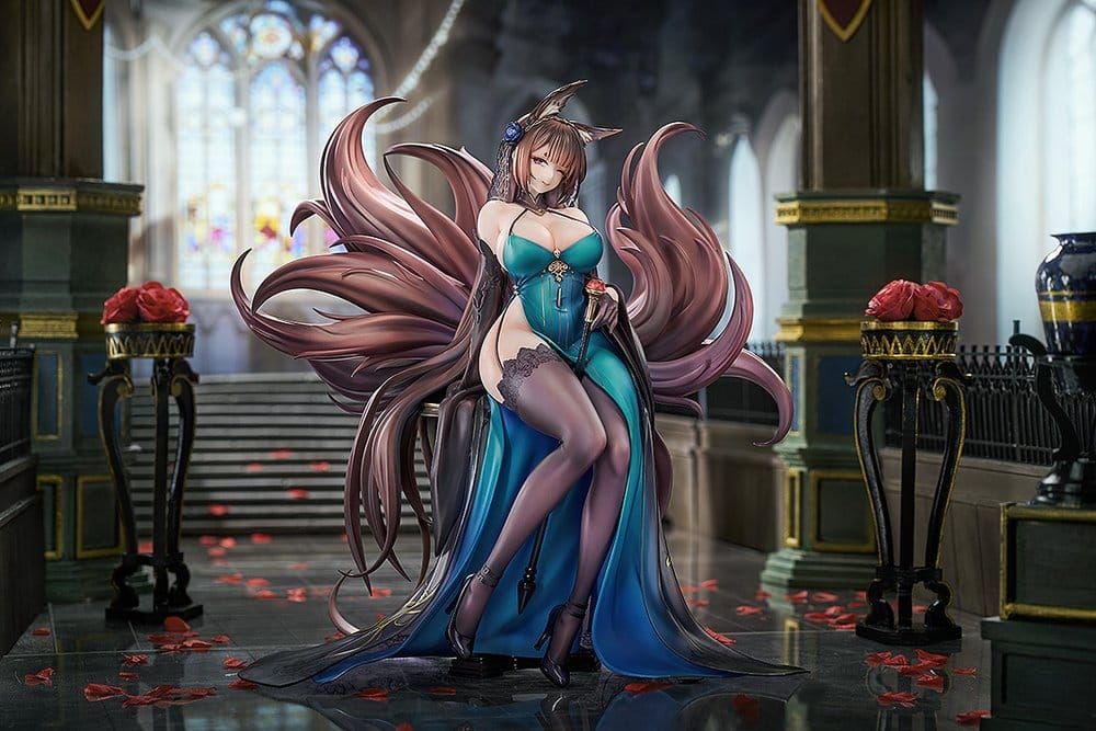Azur Lane PVC Statue 1/7 Amagi: Throne of Fallen Petals Ver. 27 cm [3]