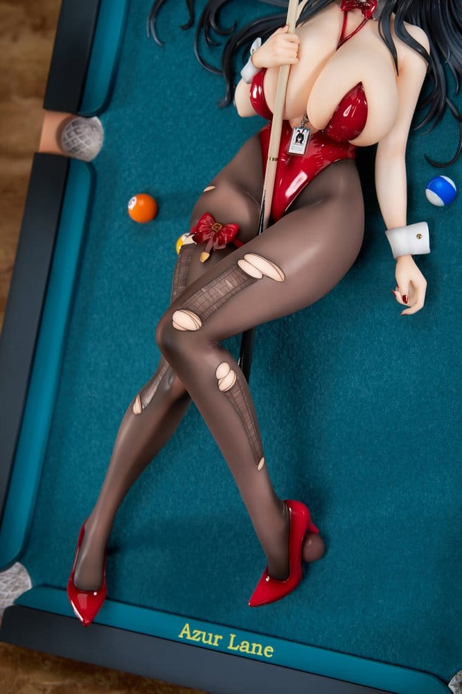 Azur Lane PVC Statue 1/7 Taihou Fun on the Baize Ver. 27 cm [19]