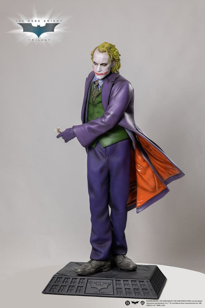 Batman The Dark Knight Life-Size Statue Joker 200 cm [2]