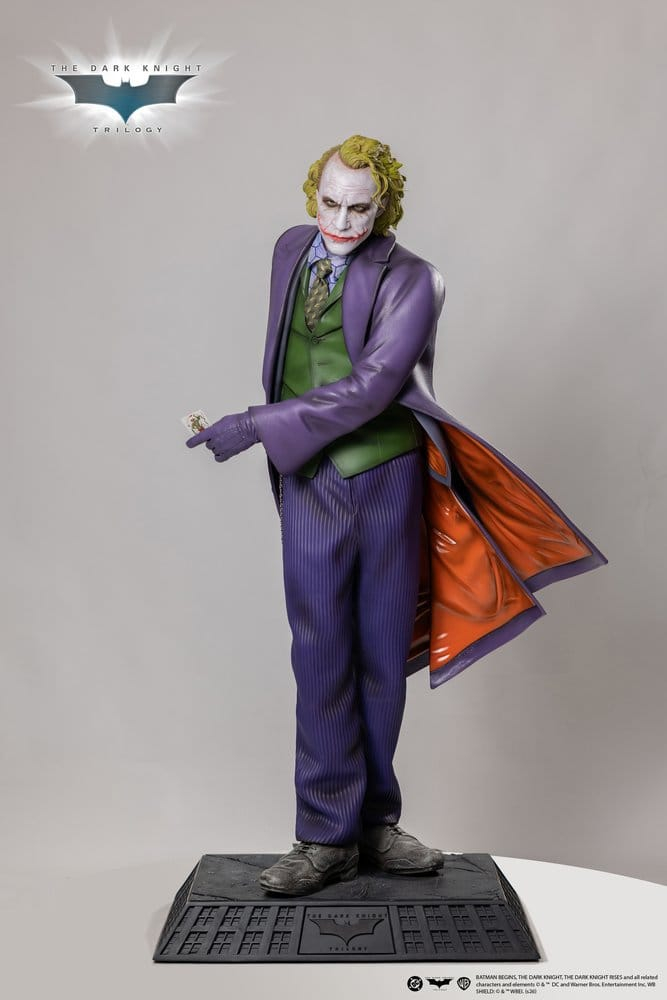 Batman The Dark Knight Life-Size Statue Joker 200 cm [3]