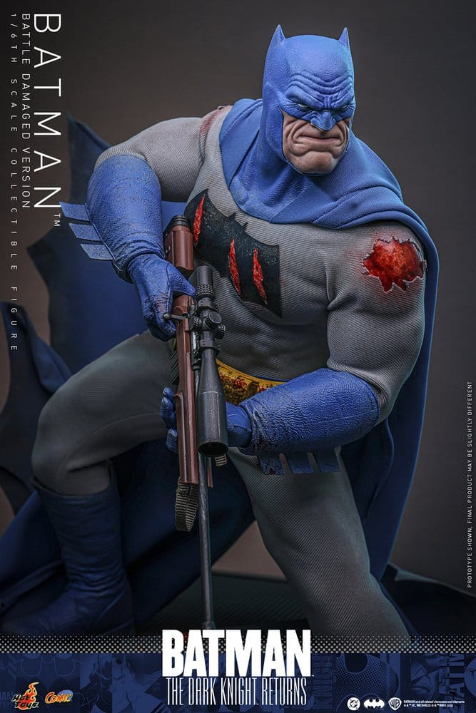 Batman: The Dark Knight Returns Comic Masterpiece Action Figure 1/6 Batman (Battle Damaged Version) 32 cm [14]