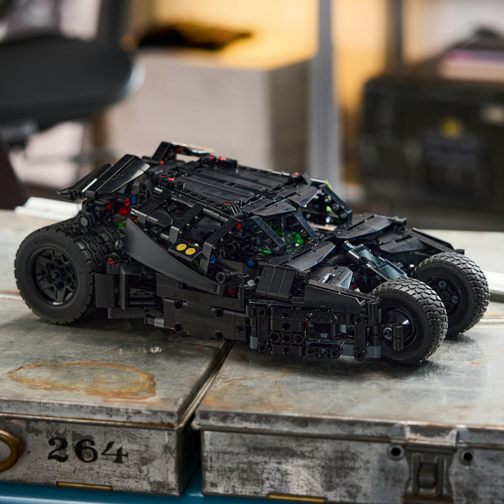 Batmobile Tumbler [8]