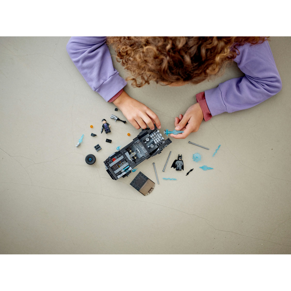 Batmobile: Urmarirea lui Penguin [4]