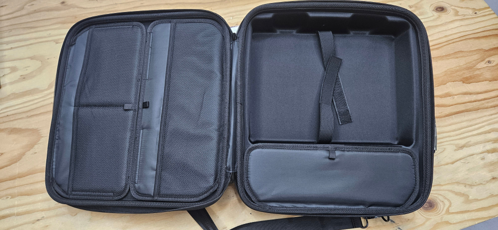 BattleTech Field Commander’s Case – Geanta rigida premium pentru miniaturi si accesorii [2]