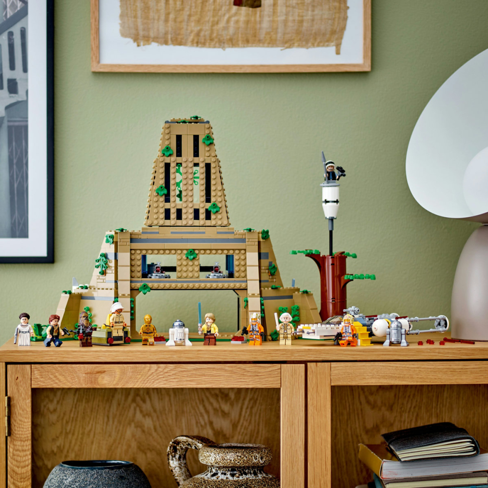 Baza rebela de pe Yavin 4 [6]