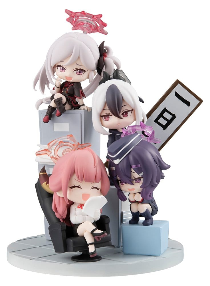 Blue Archive FigUnity PVC Figure 14 cm [8]