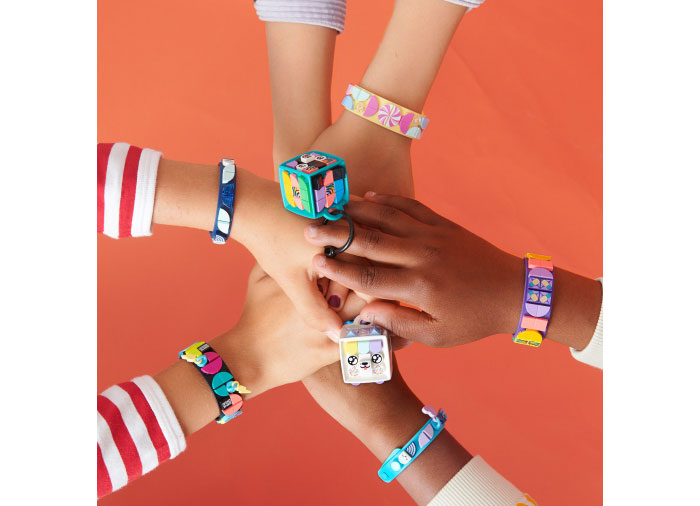 Bratara cu accesorii - Jocuri video [8]