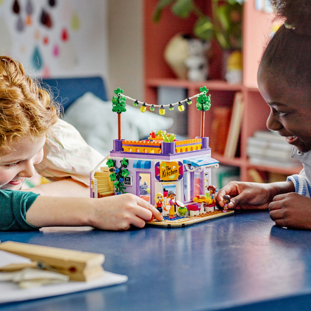 Bucataria comunitatii din orasul Heartlake [5]