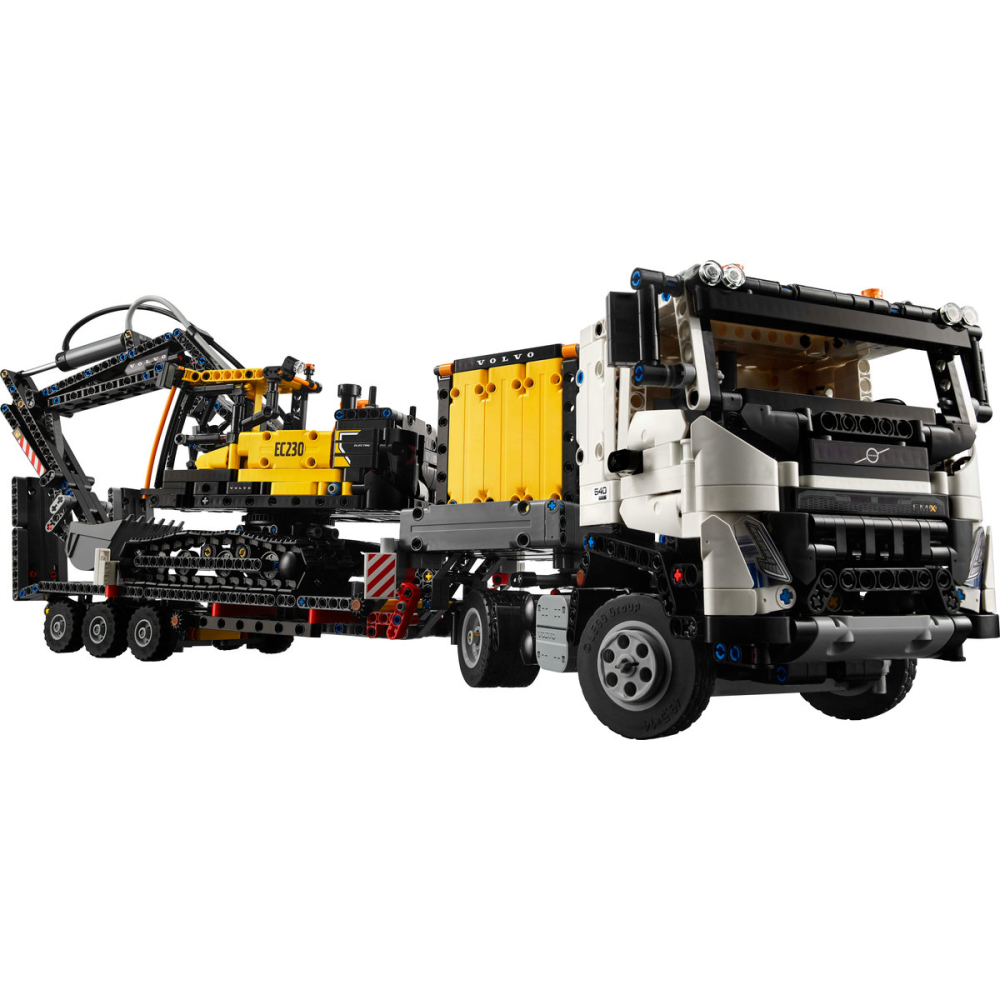 Camionul FMX si excavatorul electric EC230 de la Volvo [7]