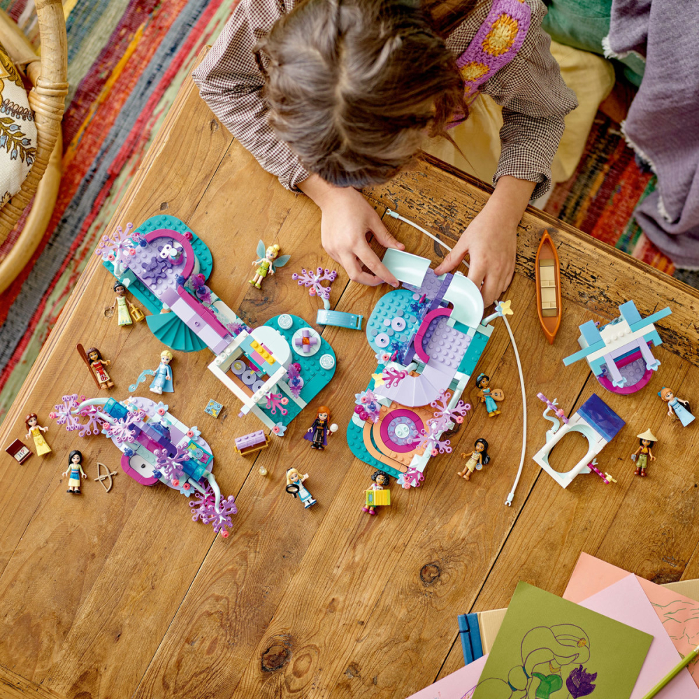 Casa fermecata din copac [4]