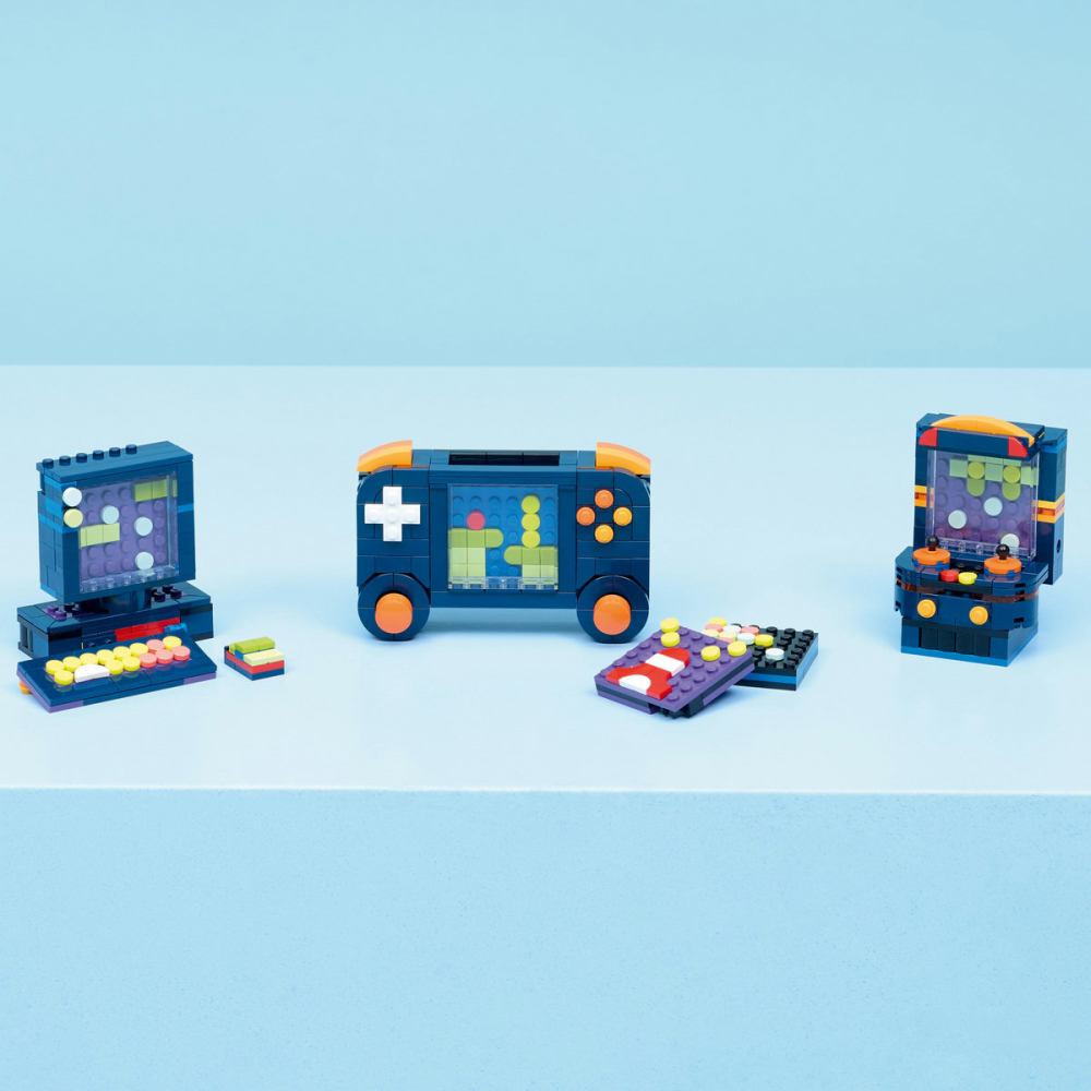 LEGO Creator 3 in 1 Consola de jocuri video retro 31380 [5]