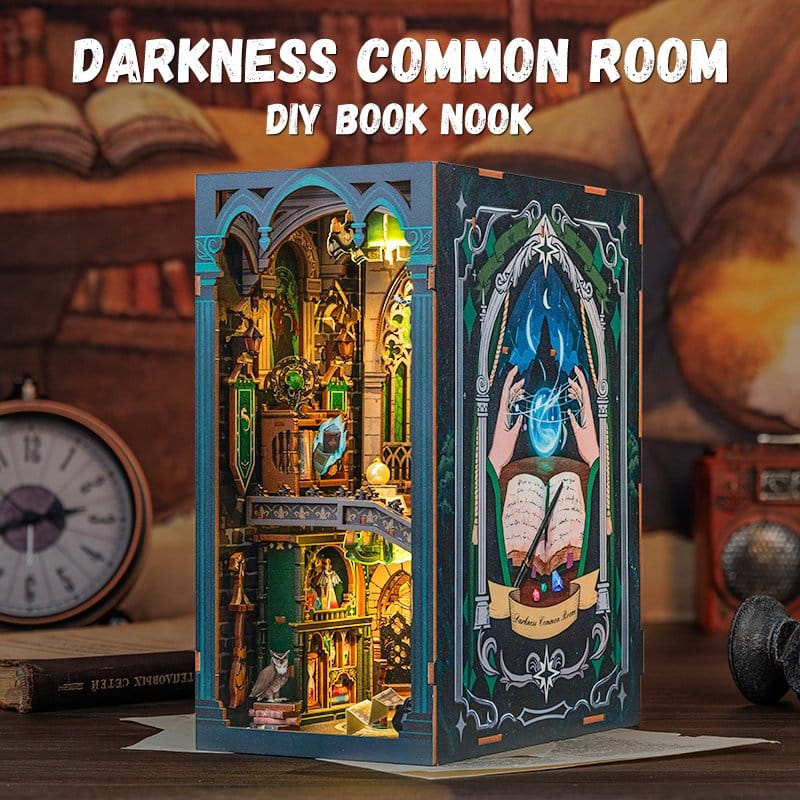 Darkness Common Room - DIY Book Nook Kit cu LED [2]
