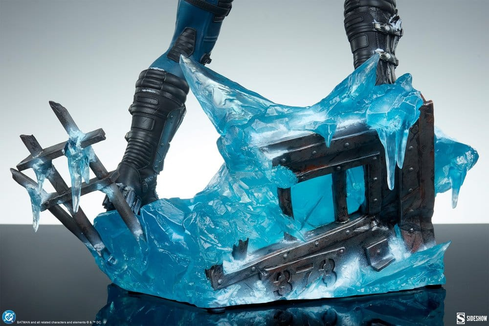 DC Comics Premium Format Figure Mr. Freeze 59 cm [14]