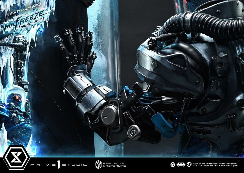 DC Comics Real Elite Masterline Series Statue 1/3 Batman (Comics) Mr. Freeze Heart of Ice (Design by Carlos D'Anda) 82 cm [21]