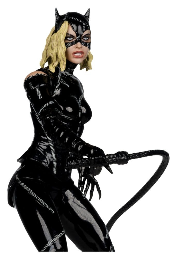 DC Multiverse Action Figure Catwoman (Battle Damage) (Batman Returns) Deluxe Theatrical Edition 18 cm [2]