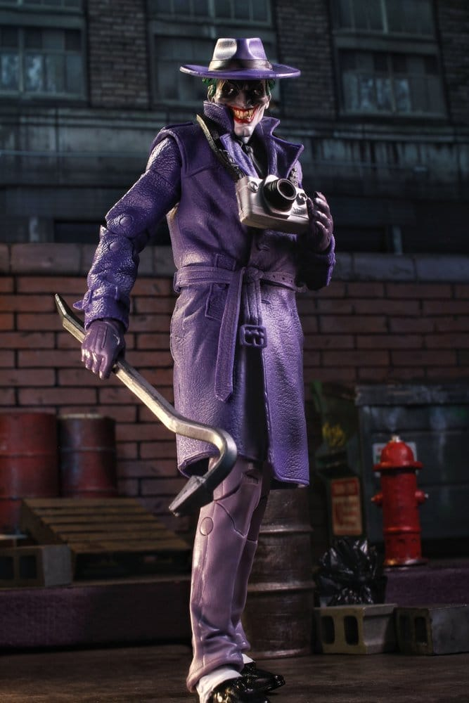 DC Multiverse McFarlane Vault Collection Action Figure The Joker (The Comedian) (Batman: Three Jokers) 18 cm [12]