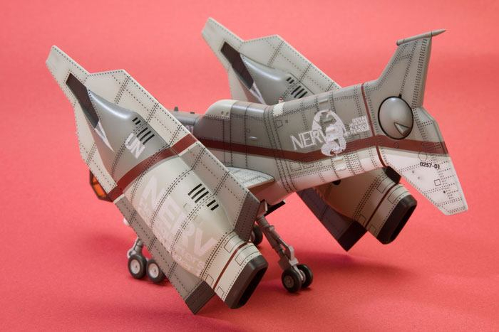 Evangelion: 3.0 Plastic Model Kit 1/100 Vertical Take-Off & Landing Aircraft YAGR-N101 (Reproduction) 19 cm [14]