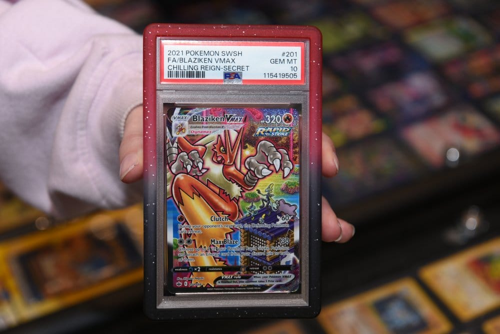 Evoretro Bumper for PSA Graded Card Slab Gradient Red-Black Glitter [2]
