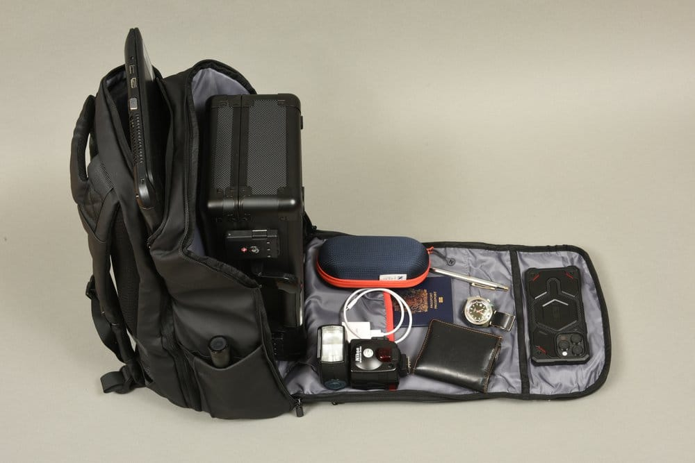 Evoretro Travel Backpack and Mini-Carrying Case Bundle Kit Black [14]