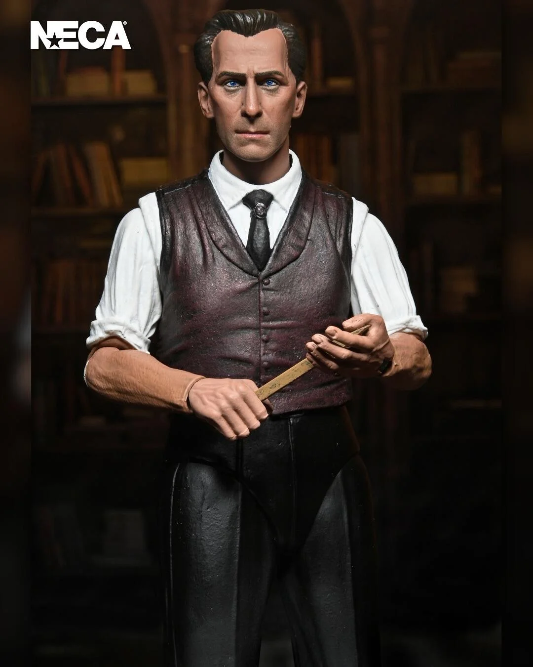 Figurina Van Helsing Ultimate 18 cm NECA Hammer Horror cu accesorii [4]