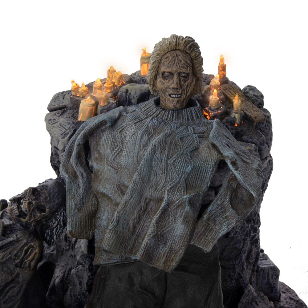 Friday the 13th: The Game Diorama Trenchcoat with Spikes Inferno Room Deluxe Set [7]