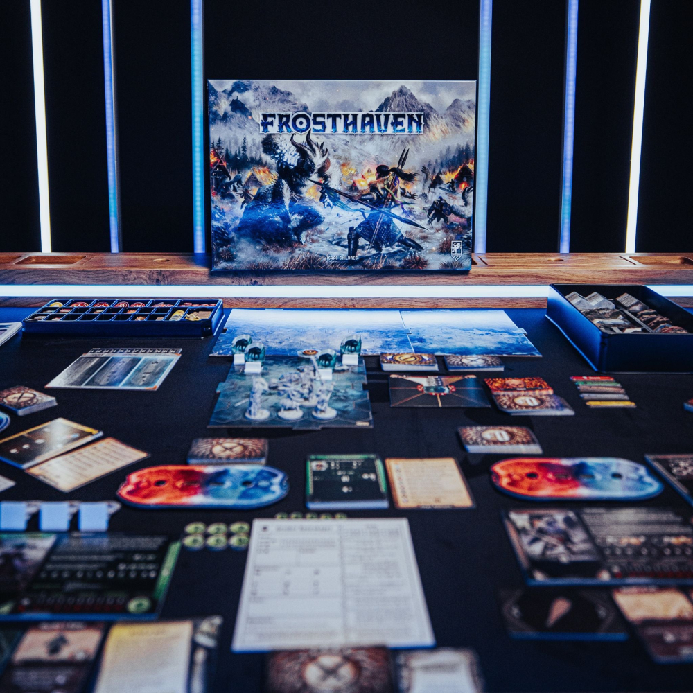 Frosthaven Second Printing EN joc de baza Cephalofair Games [2]