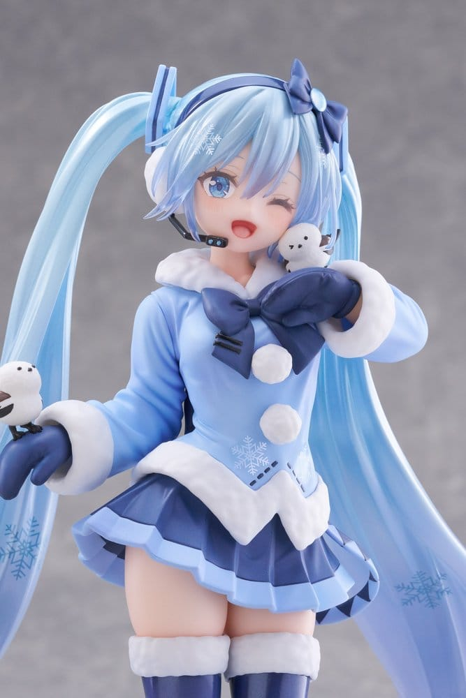 Hatsune Miku AMP+ PVC Figure Snow Miku All Stars 2012 Ver. 25 cm [2]